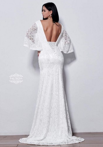Klasiskas kāzu kleitas Emi Nova Ampira stila kleitas
